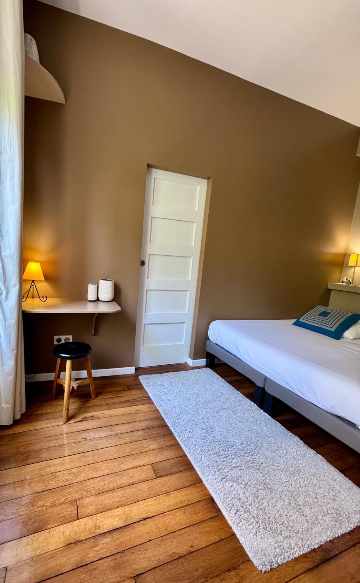 Wisteria Bed & Breakfast Fontainebleau Room photo